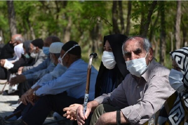 سونامی سالمندی در 10 سال آتی ایران را تهدید می‌کند/ پایان واکسیناسیون سالمندان تا آخر تابستان