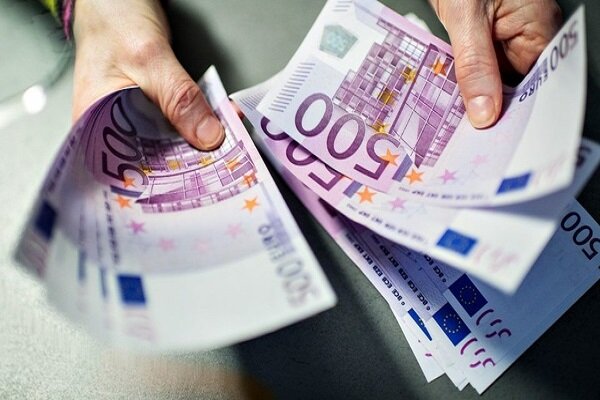 افزایش نرخ یورو کاهش و پوند 