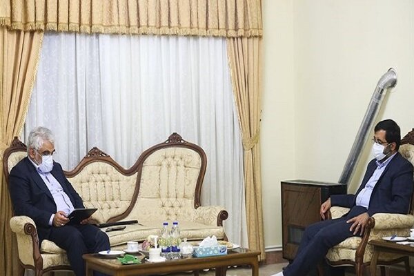 رئیس دانشگاه آزاد با استاندار اردبیل دیدار کرد