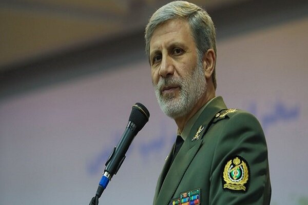 وزیر دفاع: ارتش و سپاه بازوی امنیت ساز ایران هستند