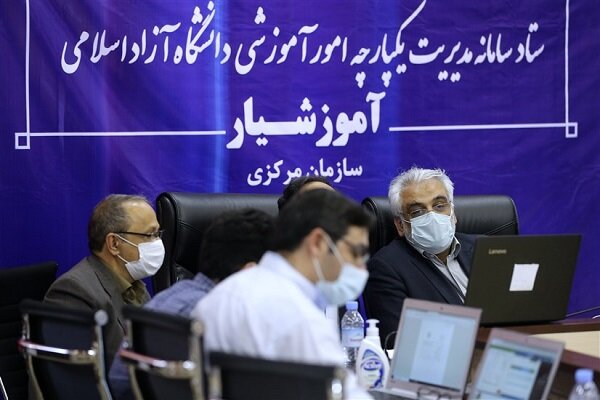 رئیس دانشگاه آزاد اسلامی از ستاد سامانه «آموزشیار» بازدید کرد