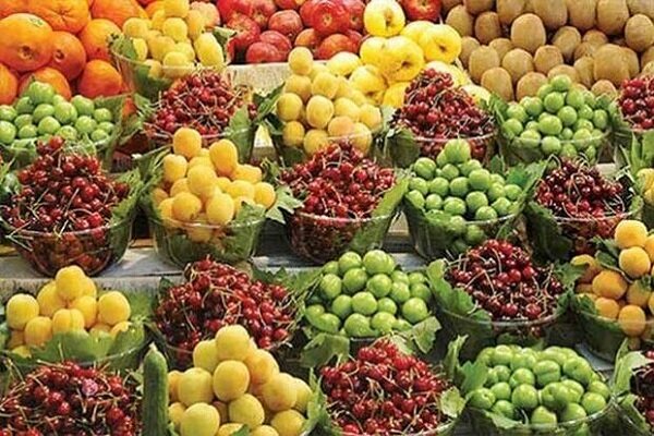 ورود میوه های نوبرانه‌ بهاری به میادین میوه و تره بار