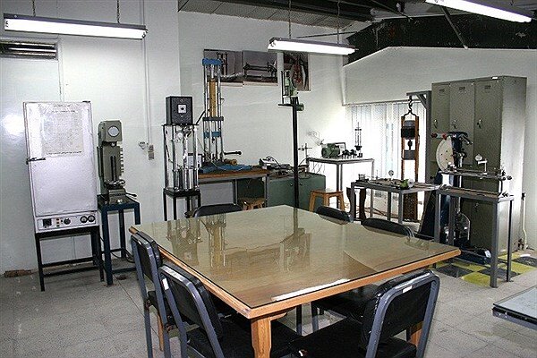 دانشگاه آزاد اسلامی کرج با ۴ هزار نوع امکانات آزمایشگاهی در خدمت فناوران کشور