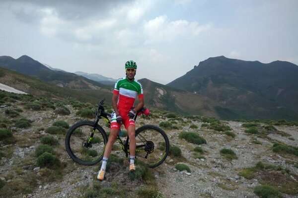 مسئولان نباید بین فوتبال و دوچرخه‌سواری تبعیض بگذارند