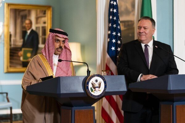 وزرای خارجه آمریکا و عربستان پیرامون ایران گفتگو کردند