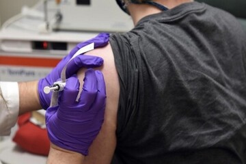 جهانپور: واکسیناسیون کرونا فعلا اجباری نیست