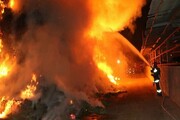 آتش‌سوزی در کارخانه کربنات سدیم فیروزآباد/ ۷۲ نفر مصدوم شدند