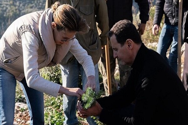 حضور بشار اسد و همسرش در مراسم درختکاری در طرطوس سوریه
