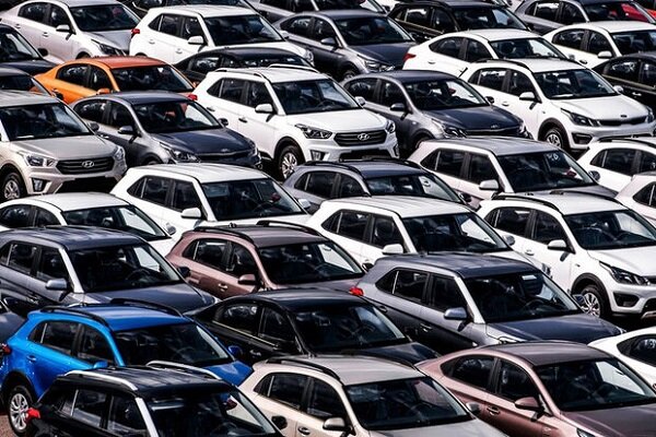  تنها راه نجات بازار خودرو واردات است / پیش‌بینی قیمت‌ها تا پایان سال