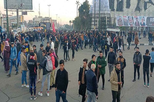تجمع میلیونی عراقی‌ها در میدان التحریر  