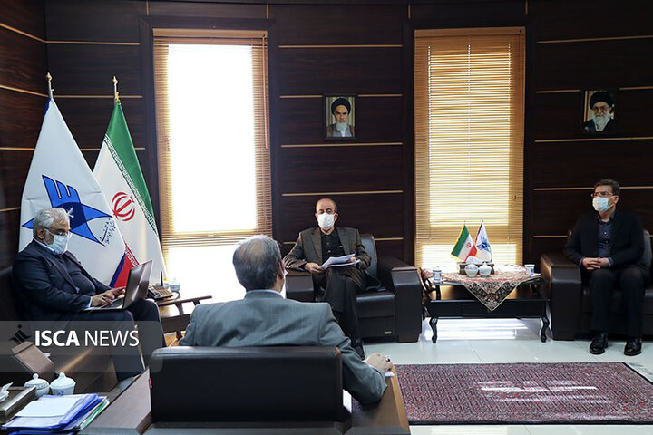 دیدار جمعی از نمایندگان مجلس شورای اسلامی با رئیس دانشگاه آزاد اسلامی