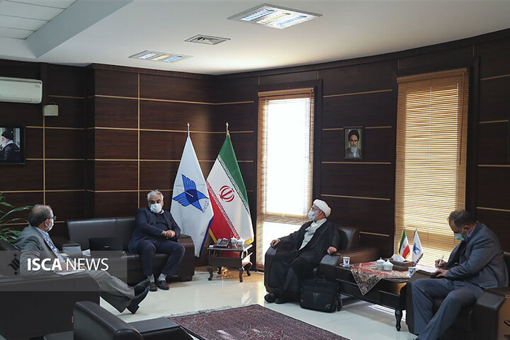 دیدار جمعی از نمایندگان مجلس شورای اسلامی با رئیس دانشگاه آزاد اسلامی