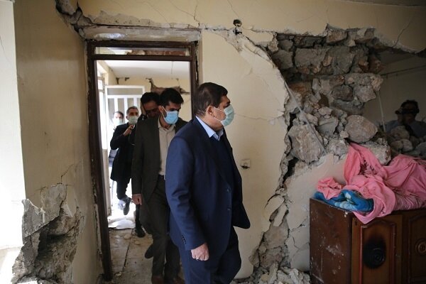کمک بلاعوض ۱۰ میلیونی برای بازسازی منازل زلزله‌زده دنا