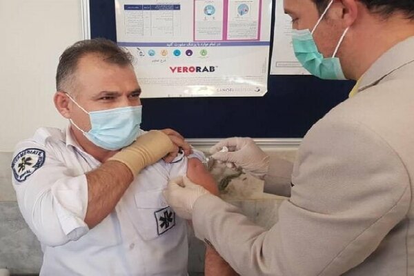توزیع 695 هزار دز واکسن کرونا در شبکه بهداشتی کشور
