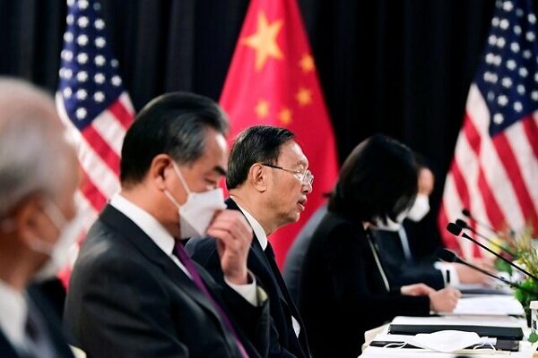 درگیری دیپلمات‌های آمریکایی و چینی در اولین روز مذاکرات آلاسکا