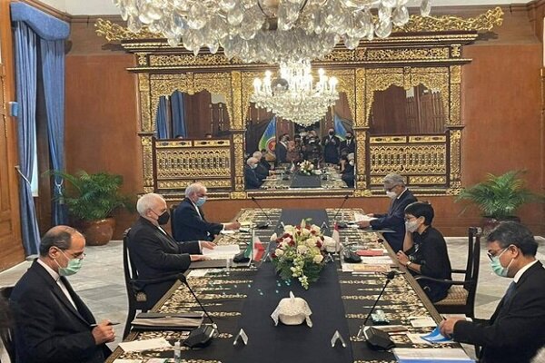 قدردانی ظریف از مواضع اندونزی در شورای امنیت برای حفظ برجام 