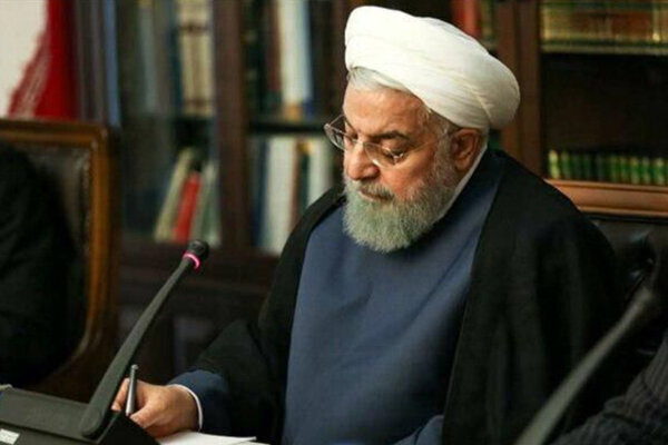 روحانی فرا رسیدن روز ملی روسیه را تبریک گفت