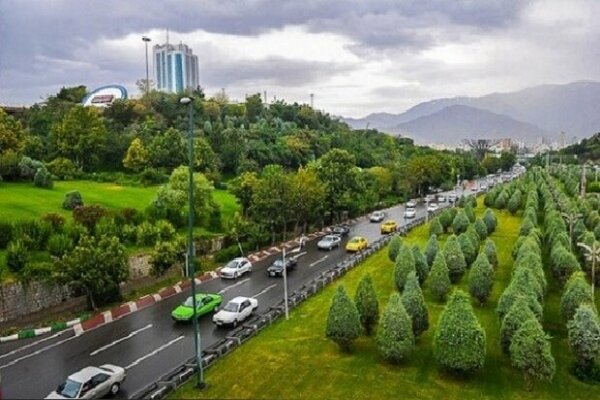 ضرورت تغییر الگوی آبیاری فضای سبز تهران در روزهای گرم سال