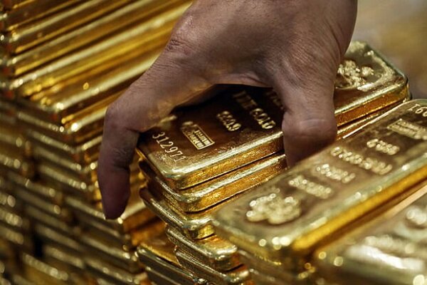قیمت طلا در جهان 14 دلار کاهش یافت