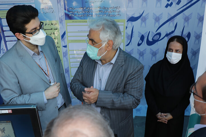 بازدید دکتر طهرانچی از طرح های فناورانه دانشگاه آزاد اسلامی استان گیلان