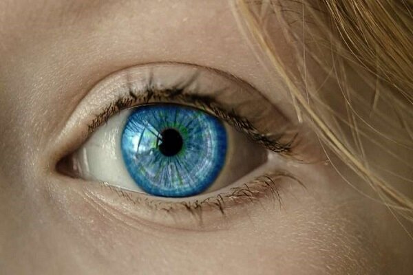 تشخیص به موقع بیماری‌های چشمی از طریق یک فناوری لمسی
