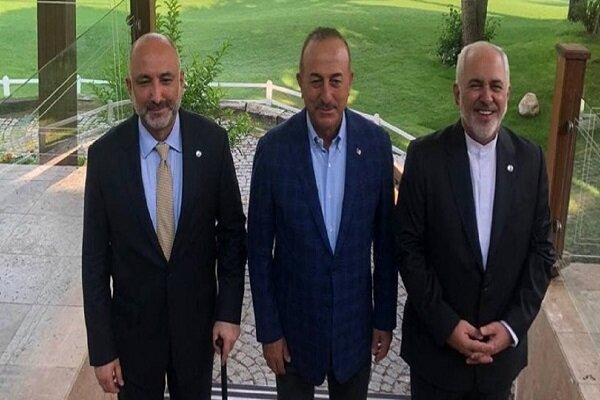 نشست سه جانبه وزرای خارجه ایران، ترکیه و افغاستان در آنتالیا
