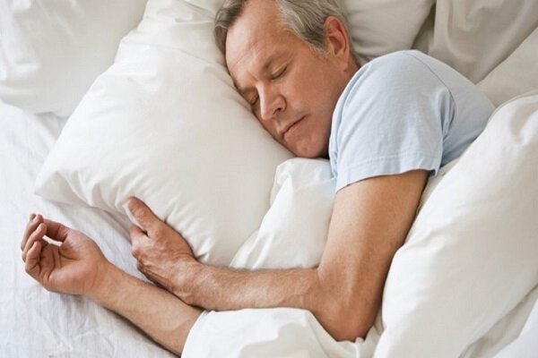 عوارض خواب زیاد برای بدن چیست؟