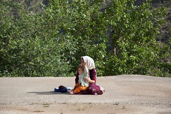ضربه مضاعف به توسعه؛ کودک‌همسری سد راه توانمندسازی زنان و افزایش آسیب‌های اجتماعی است