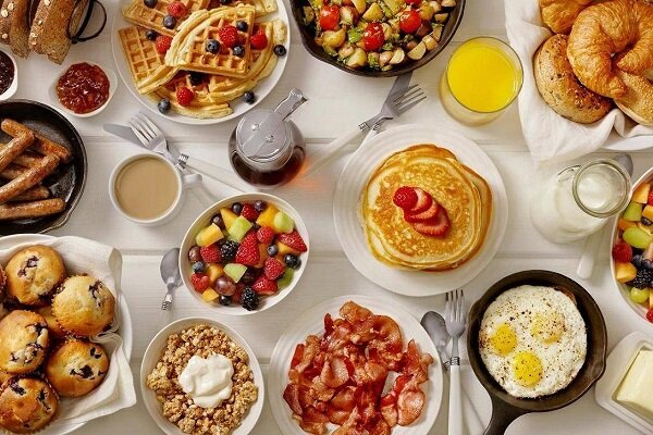 برای حفظ سلامتی خود صبح ها این ۱۰ غذا را نخورید
