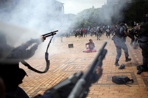 ۶ کشته در پی بروز ناآرامی‌های آفریقای جنوبی 
