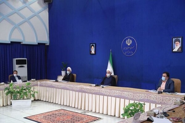 روحانی: نمی‌توان جامعه را از اینترنت و فضای مجازی محروم کرد