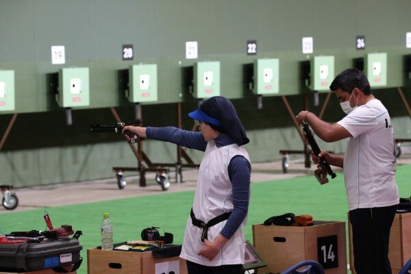 احمدی قهرمان مرحله نخست مسابقات آزاد بانوان شد