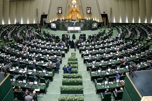 سلیمی : «نماینده معین» جایگزین نمایندگان جدا شده از مجلس می شوند