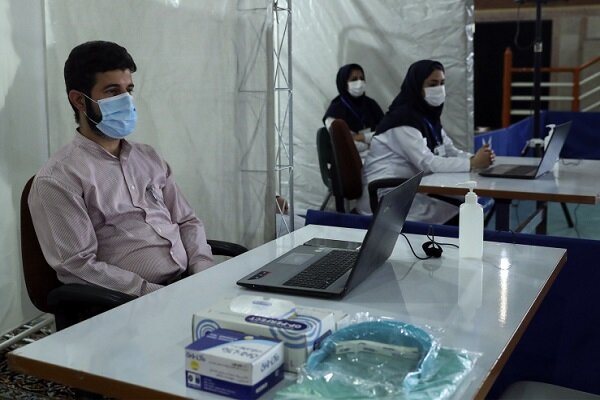 راه‌اندازی ۴ مرکز واکسیناسیون توسط دانشگاه آزاد اسلامی در استان قم
