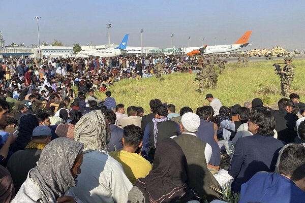 انگلیس درباره احتمال وقوع حمله در فرودگاه کابل هشدار داد
