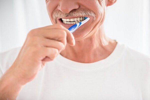 اشتباه رایج مسواک زدن و شستشوی دندان‌ها

