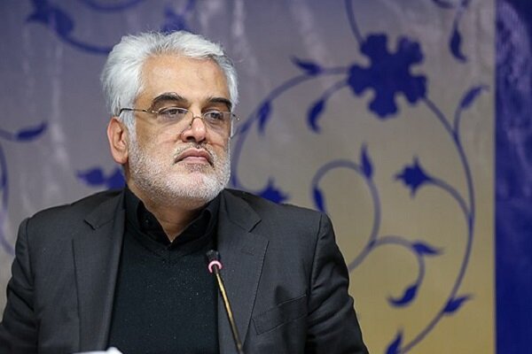 رئیس دانشگاه آزاد اسلامی درگذشت سرلشکر فیروزآبادی را تسلیت گفت
