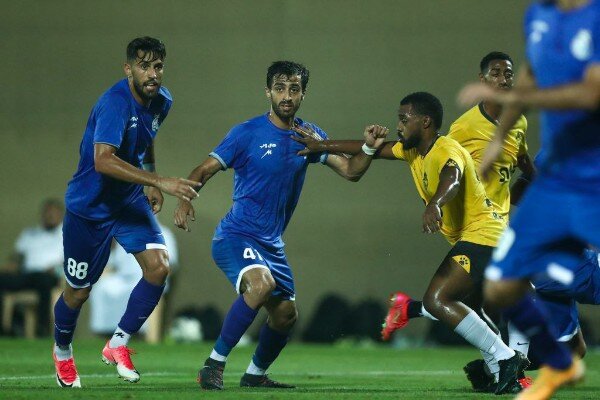 پیروزی تیم فوتبال استقلال برابر تیم ناشناس امارات