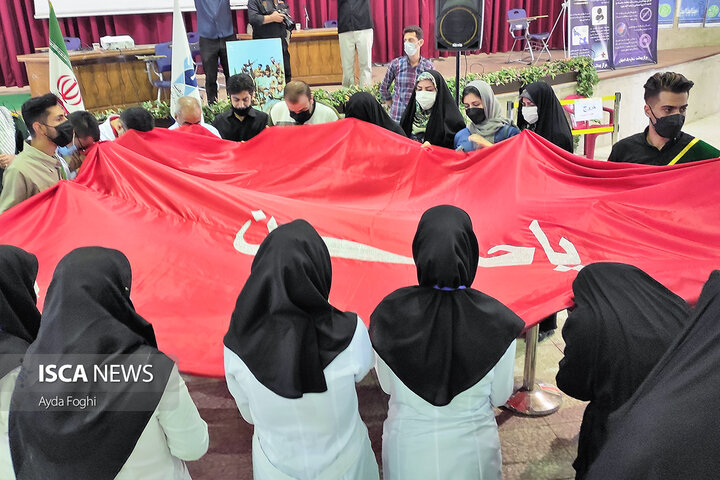 استقبال از پرچم حرمین کربلا و بیرق ایوان نجف اشرف به مناسبت اربعین حسینی