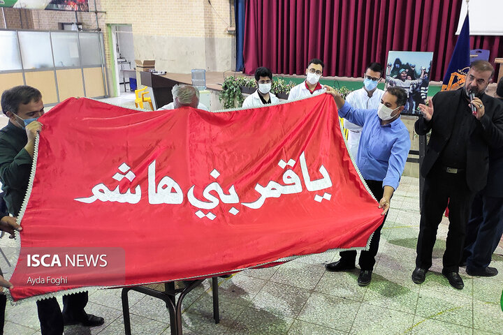 استقبال از پرچم حرمین کربلا و بیرق ایوان نجف اشرف به مناسبت اربعین حسینی