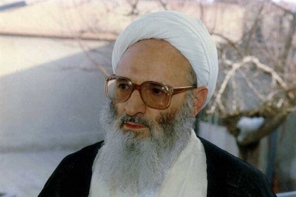 وزیر علوم درگذشت علامه حسن‌زاده آملی را تسلیت گفت