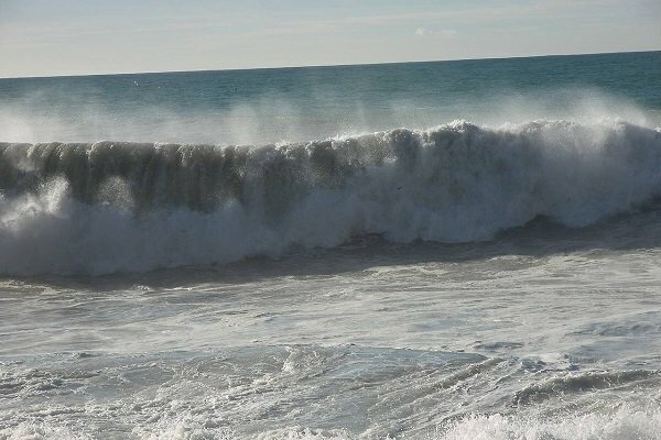 طوفان شاهین در یک قدمی دریای عمان / هشدار هواشناسی به ساحل‌نشینان