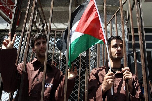  رژیم صهیونیستی مقابل اسرای فلسطینی کوتاه آمد/ پایان اعتصاب غذا