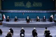 رهبر انقلاب: قدرت‌ها سعی می‌کنند فردی بودن اسلام را تئوریزه کنند / وحدت مسلمان تاکتیکی نیست