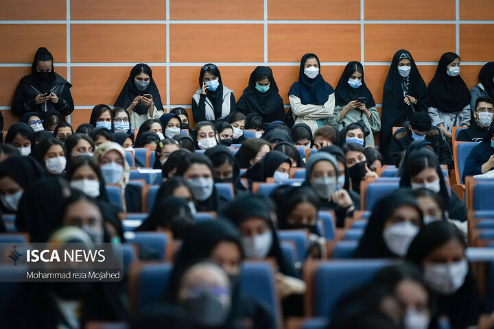 مراسم استقبال از نو دانشجویان دانشگاه علوم پزشکی آزاد اسلامی تهران