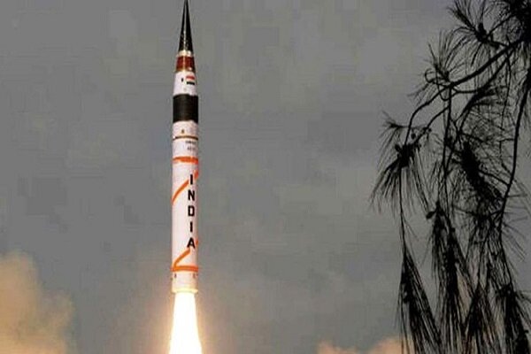  آزمایش موفقیت آمیز موشک اتمی قاره‌پیمای هند با برد 5 هزار کیلومتر 