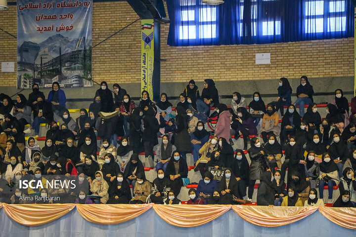 مراسم استقبال نودانشجویان دانشگاه آزاد اسلامی واحد همدان