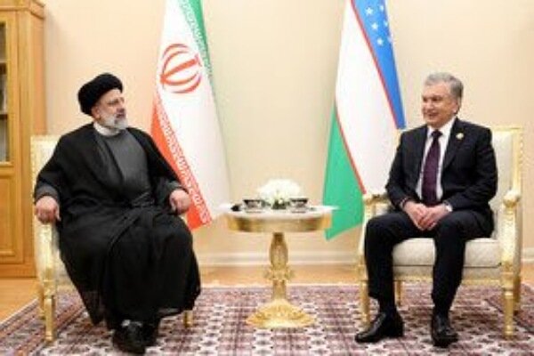  رئیس‌جمهور ازبکستان در دیدار با رئیسی: از همکاری با ایران استقبال می‌کنیم 