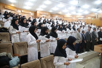 درخواست دانشجویان علوم پزشکی از وزیر بهداشت/ افزایش سه برابری شهریه دانشگاه‌های علوم پزشکی تصویب نشود