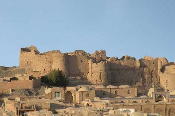 درباره نائین بیشتر بدانید